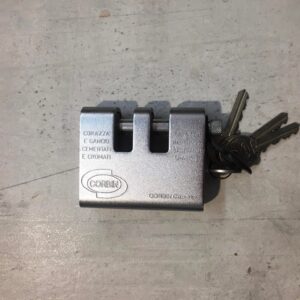CYLINDER WITH DOUBLE SIDE STEEL KEY